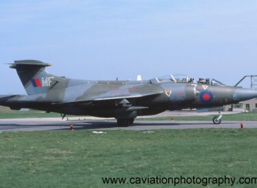 XV869/MF BAE (Blackburn) Buccaneer S.2B 12 Squadron