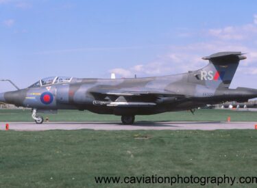 XV332/RS BAE (Blackburn) Buccaneer S.2B 208 Squadron