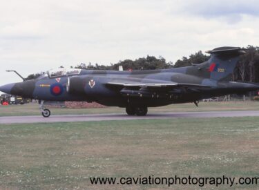 XV332 BAE (Blackburn) Buccaneer S.2B 12 Squadron