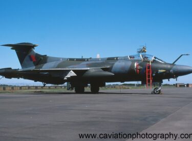 XV--- BAE (Blackburn) Buccaneer S.2B 208 Squadron