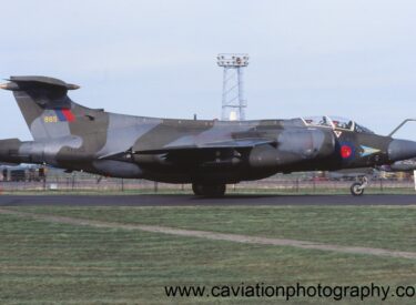 XV865 BAE (Blackburn) Buccaneer S.2B 208 Squadron