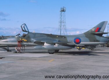 XL609/YF BAE (Hawker) Hunter T.7 12 Squadron