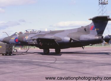 XV868 BAE (Blackburn) Buccaneer S.2B 12 Squadron