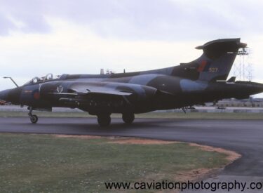 XW527 BAE (Blackburn) Buccaneer S.2B 12 Squadron