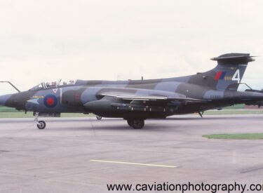 XV869/4 BAE (Blackburn) Buccaneer S.2B 208 Squadron