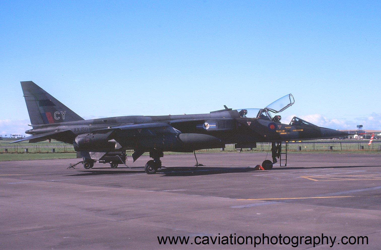 XX150/CY Sepecat Jaguar T2A 20 Squadron