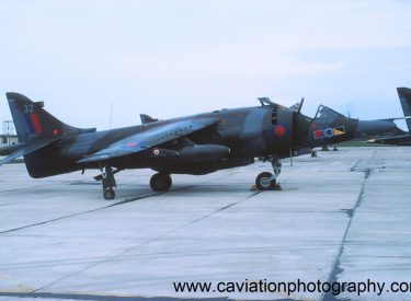 XZ133/32 BAE (H.S.A.) Harrier GR.3 233 O.C.U.