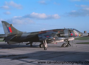 XZ133/32 BAE (H.S.A.) Harrier GR.3 233 O.C.U.