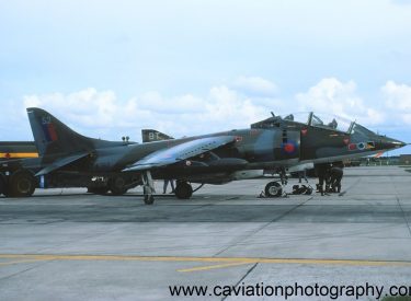 XW267/52 BAE (H.S.A.) Harrier T.2 233 O.C.U.