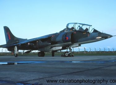 XW934/06 BAE (H.S.A.) Harrier T.4 1 Squadron
