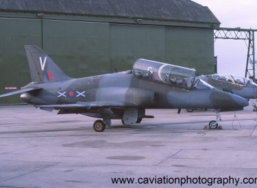 XX320/V BAE 1182 Hawk T.1 151 Squadron / T.W.U.