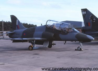 XX335/I BAE 1182 Hawk T.1 151 Squadron / T.W.U.