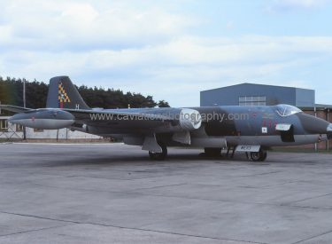 WE113/H B.A.E. English Electric Canberra B.2 100 Squadron