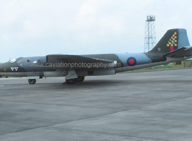 WH964/W B.A.E.(English Electric) Canberra E.15 100 Squadron