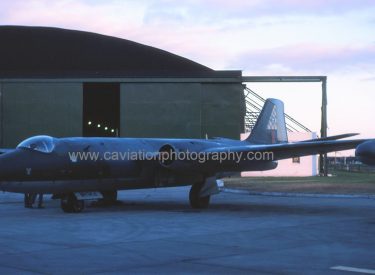WH964/W B.A.E.(English Electric) Canberra E.15 100 Squadron