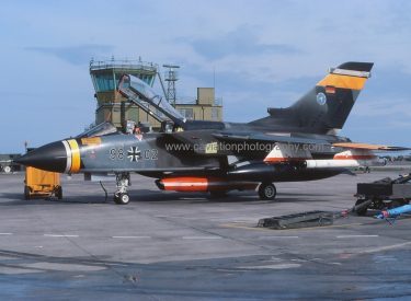 98+02 Panavia Tornado IDS Est.61 M.B.B. Development