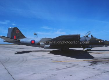 XH135 B.A.E.(English Electric) Canberra P.R.9 39 Squadron