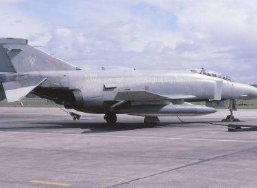 XT892/V McDonnell Douglas (H.S.A.) Phantom FGR.2 64 Squadron/228 O.C.U.