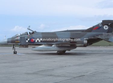 XV587/G McDonnell Douglas (H.S.A.) Phantom FG.1 43 Squadron