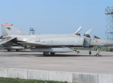 XV399/L McDonnell Douglas (H.S.A.) Phantom FGR.2 56 Squadron