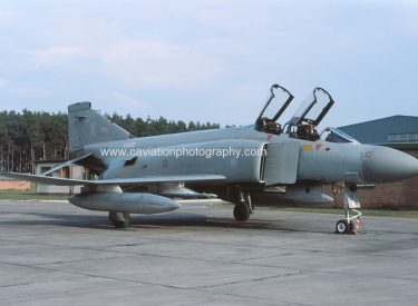 XV406/K McDonnell Douglas (H.S.A.) Phantom FGR.2 64 Squadron/228 O.C.U.