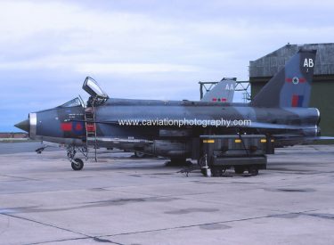 XS921/AB BAC (E.E.) Lightning F.6 5 Squadron