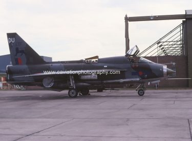 XS416/DU BAC (E.E.) Lightning T.5 L.T.F.