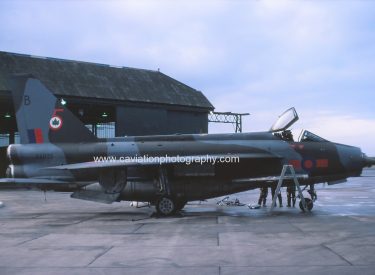 XS935/B BAC (E.E.) Lightning F.6 5 Squadron