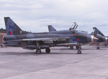 XV328/Y BAC (E.E.) Lightning T.5 L.T.F