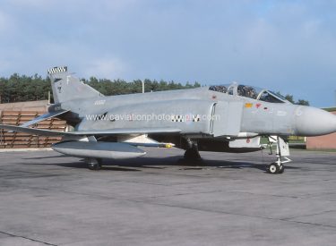 XV582/F McDonnell Douglas (H.S.A.) Phantom FG.1 43 Squadron
