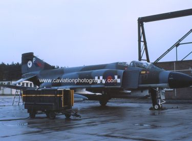 XV585/P McDonnell Douglas (H.S.A.) Phantom FG.1 43 Squadron