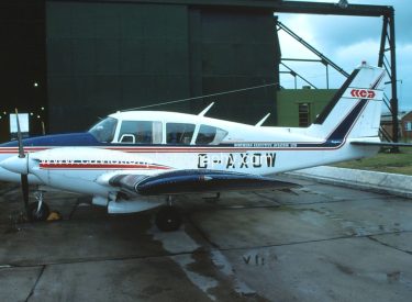 G-AXOW Piper PA23-250 Aztec D