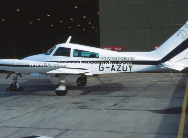 G-AZUY Cessna E.310L