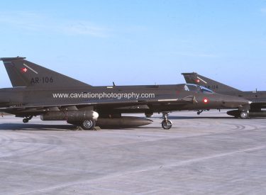 351106/AR-106 SAAB Draken RF35XD 729 Esk R.Danish A.F.