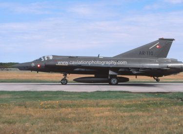 351110/AR-110 SAAB Draken RF35XD 729 Esk R.Danish A.F.