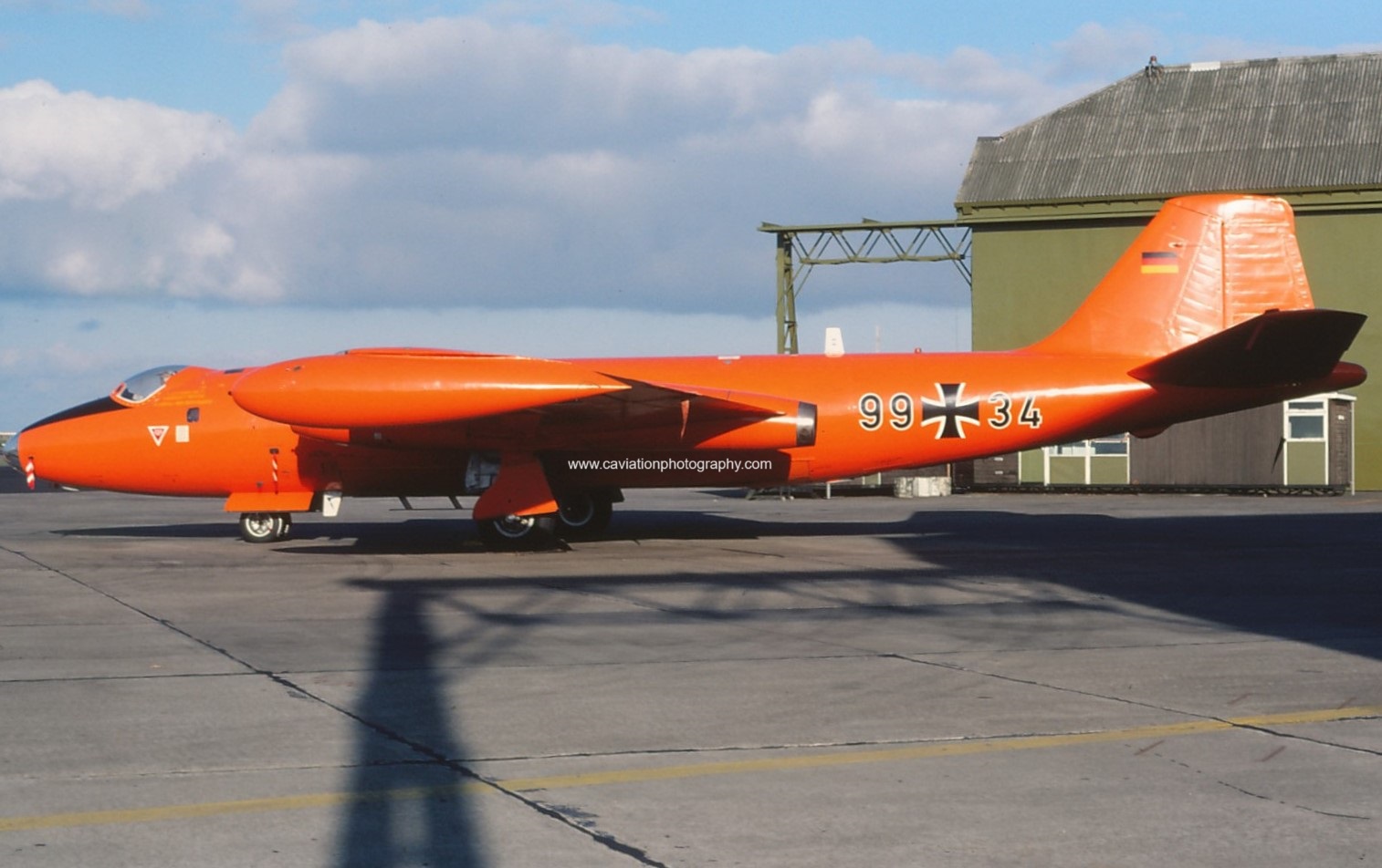 99+34 (English Electric) Canberra B.2 Est 61 WGAF