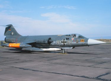 26+60 Lockheed Starfighter F-104G MFG1 WG Marine