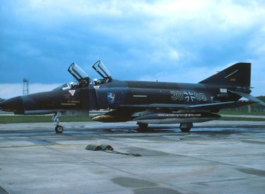38+09 McDonnell-Douglas Phantom F4F JBG36 WGAF
