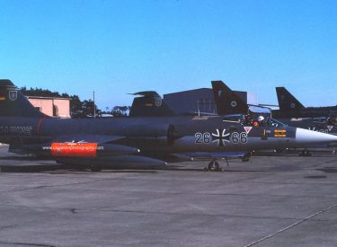 26+66 Lockheed Starfighter F-104G MFG2 WG Marine